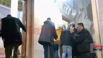 المئات من أهالي دمياط يشيعون جثمان السيناريست الراحل بشير الديك | بث مباشر