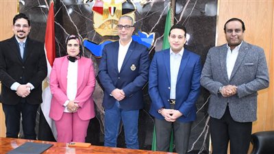 محافظ الفيوم يستعرض آليات تنفيذ الهوية العمرانية للمحافظة