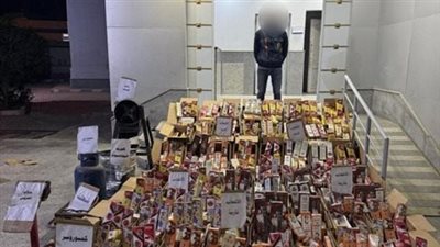 بحوزته 2 مليون قطعة.. ضبط عامل لاتهامه بإدارة ورشة لتصنيع الألعاب النارية بالفيوم 