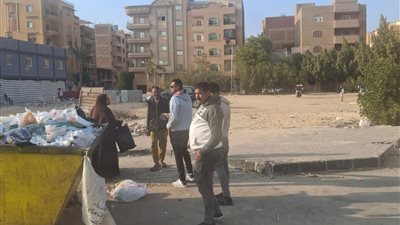 جهاز مدينة 6 أكتوبر يطالب السكان بالإبلاغ عن نباشين القمامة