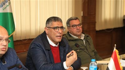 محافظ الجيزة يشهد مراسم القرعة الإلكترونية لتسكين الباعة بسوق العياط الحضاري