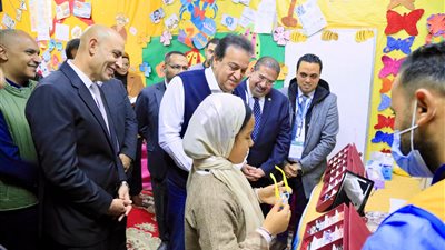 مجانًا للتلاميذ.. التعليم تعلن تفاصيل مبادرة عيون أطفالنا مستقبلنا 