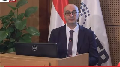 رئيس تنظيم الاتصالات لـ القاهرة 24 عن أزمة التجار بعد غلق 50 ألف تليفون محمول: أجهزة مهربة