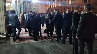  نقيب الأشراف يؤدي واجب العزاء في شقيق وزير الخارجية بمسجد عمر مكرم