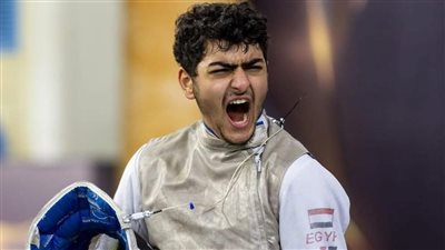 عبد الرحمن طلبة يتوج بذهبية كأس العالم لسلاح الشيش للشباب