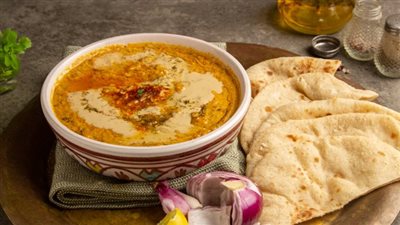 طريقة عمل الفول المدمس.. كهرمان من غير قشر وبدون دماسة