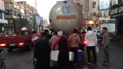 محافظ أسوان يشيد بتحمل الأهالي مشكلة ضعف المياه | بث مباشر 