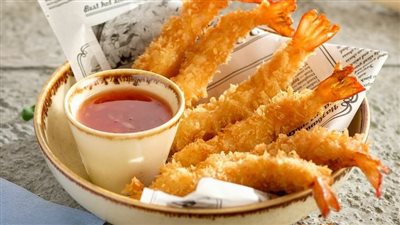 طريقة عمل الجمبري المقلي زي المطاعم في 4 خطوات فقط.. مقرمش ولذيذ