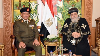 وزير الدفاع والإنتاج الحربي يهنئ البابا تواضروس الثاني بمناسبة عيد الميلاد المجيد