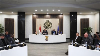 وفرنا 5 آلاف كرتونة مياه معدنية للأهالي.. أبرز تصريحات محافظ أسوان بمؤتمر وزير الإسكان