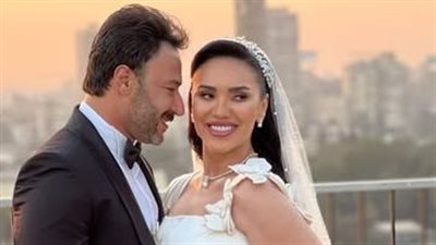 مي فاروق ترد على منتقدي حفل زفافها: معملتش حاجة غلط.. واللي يهمني أرضي ربنا بالحلال | بث مباشر