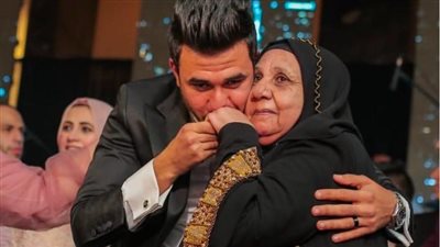 الريان القطري ينعى والدة تريزيجيه نجم الفريق