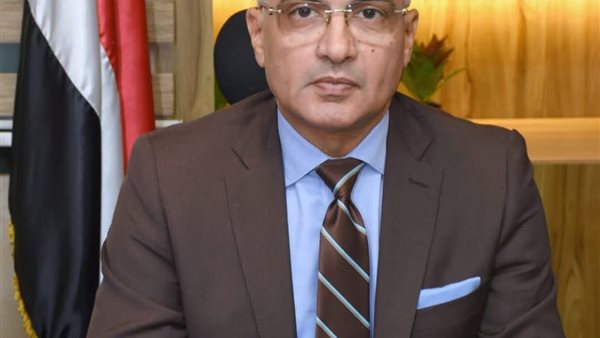 رئيس جامعة عين شمس