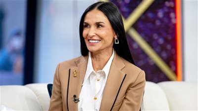 زوجة بروس ويليس السابقة تثير الجدل بتجاهلها كايلي جينر بعد فوزها بجوائز الجولدن جلوب