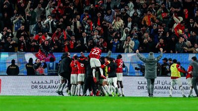 ميلان يثأر من إنتر في كأس السوبر الإيطالي ويكتسحه بثلاثية