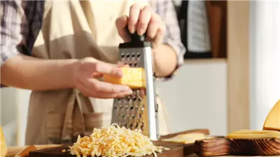 كيف يمكن أن يساعد تناول الجبن في تحسين جودة النوم؟ | دراسة