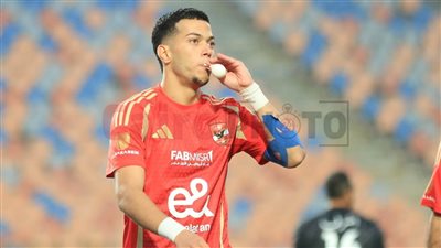 نجم الأهلي السابق: ما سبب اختيار إمام عاشور للبالونة البيضاء للاحتفال