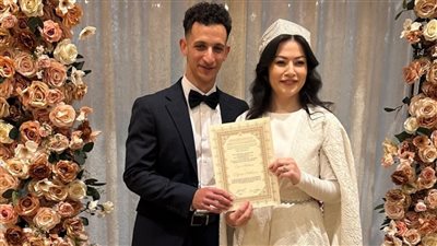 حنان ترك تحتفل بعقد قران أحد أفراد أسرتها على فتاة من خارج الوسط الفني