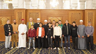 الأوقاف تنظم برنامجا للسياحة الدينية بزيارة مسجد السيدة زينب 