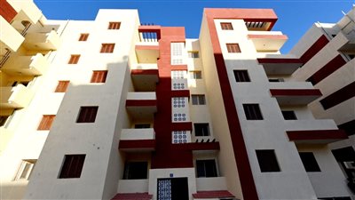 الإسكان تبدأ تطوير ورفع كفاءة العمارات السكنية بمشروع مطار إمبابة