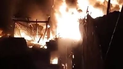 محافظة القاهرة: حريق منشأة ناصر امتد لـ 3 مصانع مجاورة.. وجارٍ إخماده