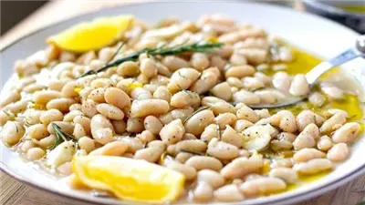  في 10 خطوات.. طريقة تحضير شوربة فاصوليا بيضاء بوصفة جديدة |فيديو