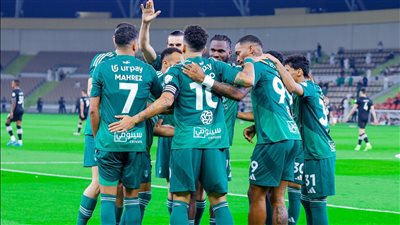 إيفان توني يقود أهلي جدة للفوز على الشباب في الدوري السعودي