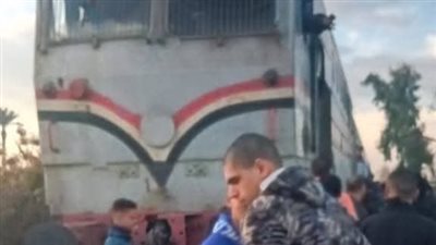 مصرع سائق تروسيكل صدمه قطار خلال عبوره مزلقان كوبري الملاحة بطنطا