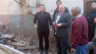 محافظ أسوان يكلف السكرتير العام بالإشراف الميداني على جهود احتواء انهيار جزئي لمنزل بكوم أمبو