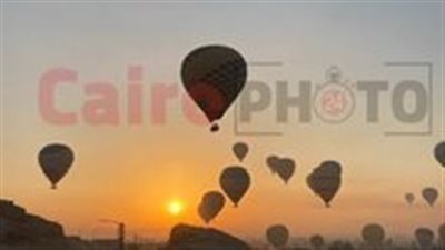 1900 سائح يزينون سماء الأقصر على متن 77 رحلة بالون طائر| بث مباشر