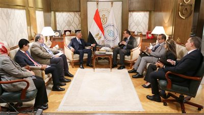 الرعاية الصحية: إطلاق برامج تأمين صحي للسائحين والطلاب الأجانب