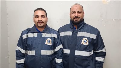 مسعفون ينقذون حياة شخصين توقف قلبيهما إثر سقوطهما في بالوعة صرف صحي بأكتوبر