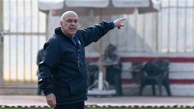 جروس يطالب لاعبي الزمالك بطي صفحة الكونفدرالية.. والتركيز على مواجهة حرس الحدود 