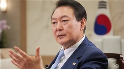 السلطات الكورية الجنوبية تحاول اعتقال الرئيس المعزول لمحاكمته 