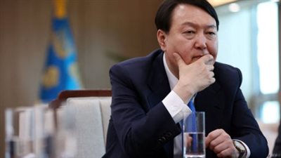  القبض على رئيس كوريا الجنوبية المعزول واعتقاله لبدء التحقيق معه 