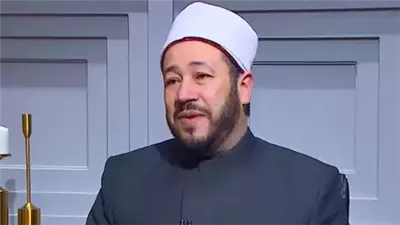  زوجي يغيب بالسنين بسبب الرزق؟.. وأمين الفتوى: يجب ألا يزيد على 4 أشهر