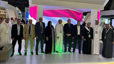 السياحة تبحث الاستعدادات بمخيمات حج الخمس نجوم والبري مع شركة الطوافة السعودية