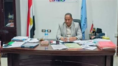 بعد ظهور بقعة زيت بمياه النيل.. رئيس مدينة إسنا لـ القاهرة 24: بعيدة عن مياه الشرب.. وتم السيطرة عليها