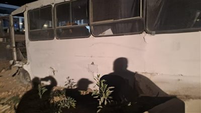 تفاصيل إصابة 14 شخصًا في انقلاب أتوبيس بصحراوي الإسكندرية | بث مباشر