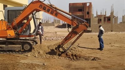 توصيل المياه والصرف الصحي لإسكان الشباب بمنطقة الجبيل في طور سيناء
