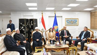 وزير الأوقاف يشدد على أهمية تعزيز الوعي الديني الصحيح وتفنيد الأفكار المغلوطة 