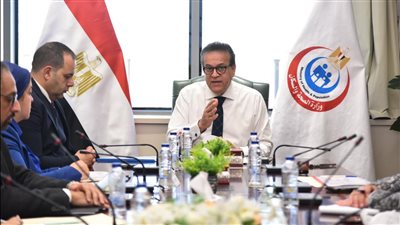 الصحة تدرس إنشاء مركز متخصص لزراعة النخاع بمصر وزيادة معدلات السياحة العلاجية