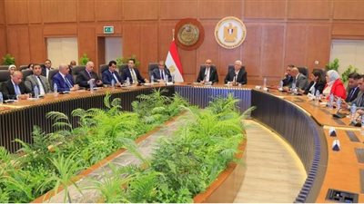 الاعتماد على الاختبارات الإلكترونية.. وزير التعليم العالي: تحديث نظم التقييم بالجامعات المصرية