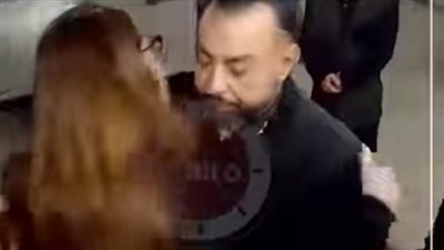 دنيا عبد العزيز أبرز الحضور في عزاء الفنان فكري صادق بمسجد الحامدية الشاذلية | بث مباشر