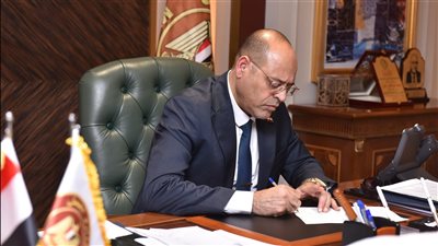 وزير العمل يعتمد صرف 2.3 مليون جنيه تعويضات جديدة لعمالة غير منتظمة