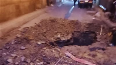 الانتهاء من إصلاح كسر ماسورة مياه 6 بوصة بشارع الحبشة بالإسكندرية 