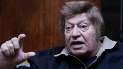 مات في المستشفى وأخته منهارة.. نجم المنصورة الأسبق يكشف اللحظات الأخيرة في حياة ميمي الشربيني | فيديو