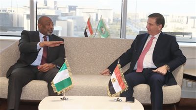 وزير الزراعة يبدي استعداد مصر لتقديم خبراتها في ترشيد مياه الري لنيجيريا