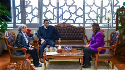 وزراء البيئة والتنمية المحلية والإسكان يناقشون تكامل البنية التحتية لمنظومة إدارة المخلفات بين المحافظات والمدن الجديدة 