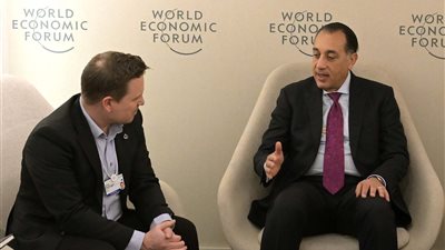 مدبولي: نتطلع للتعاون مع مجموعة فولف للتوسع في استخدام السيارات والشاحنات الكهربائية